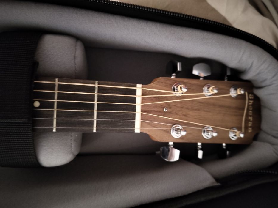 Sheeran by lowden SO 2 acoustic guitar