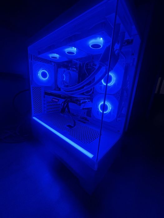 Wydajny bialy komputer | ryzen 5 5600 | rtx 2080 super