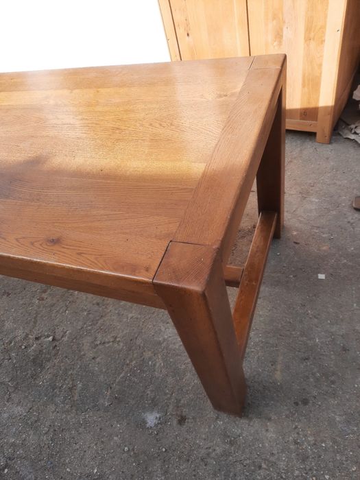 Mesa de jantar em carvalho maciço