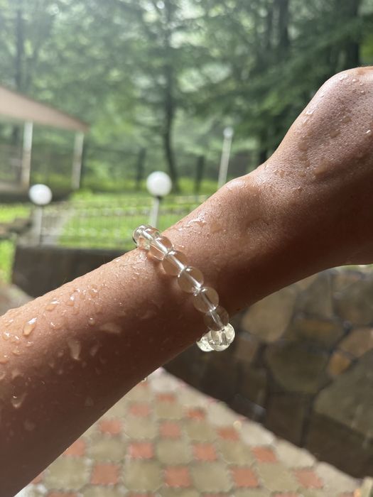 Браслет  ( горный хрусталь )