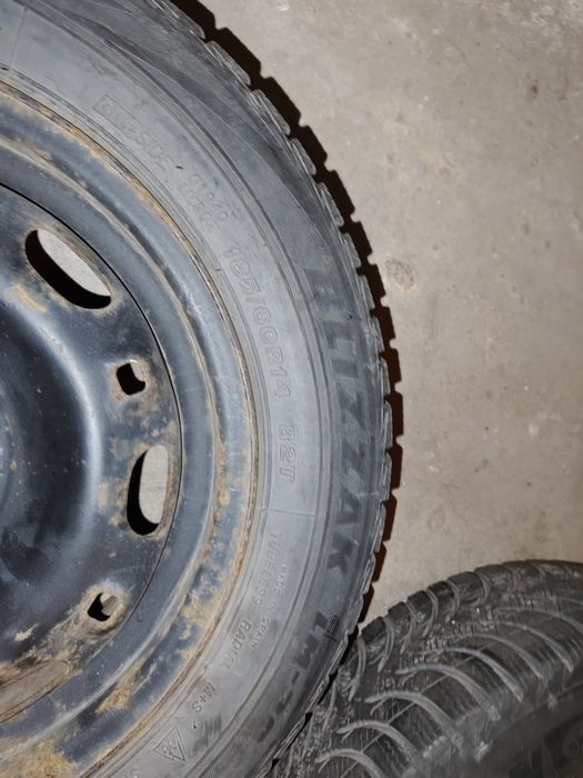 Koła 5x100 z oponami 185/60/14 VW SEAT Skoda