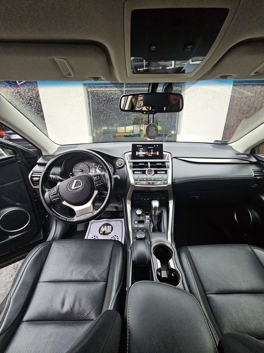 Sprzedam Lexus Nx 200 t