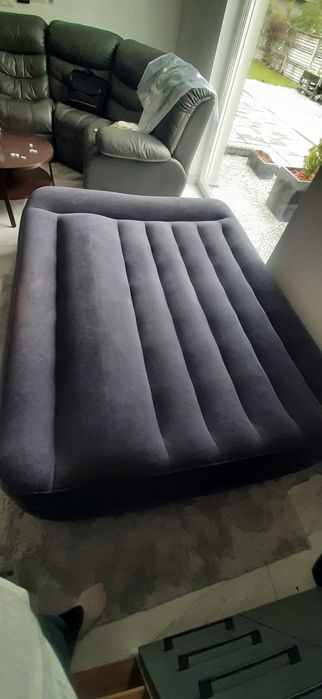 Sprzedam materac dmuchany 157x200