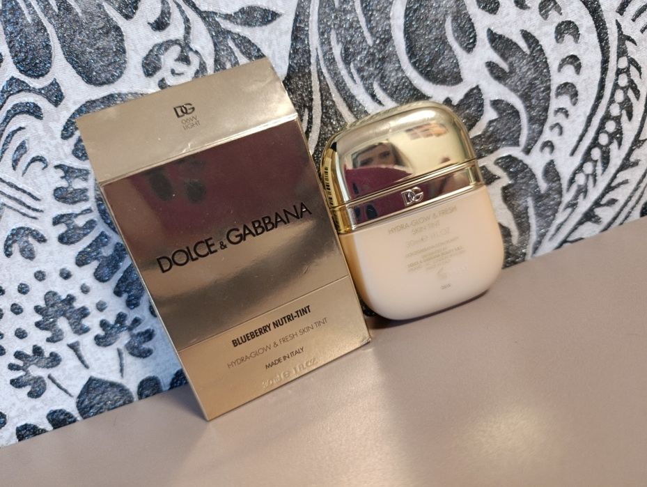 Тональний тінт для обличчя Dolce&Gabbana