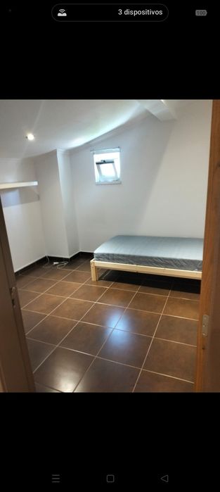 Quartos para arrendar em camarate