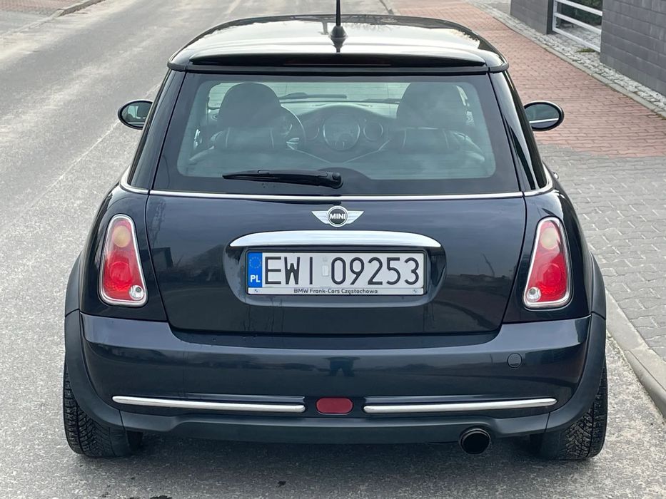 MINI Cooper R50 Park Line