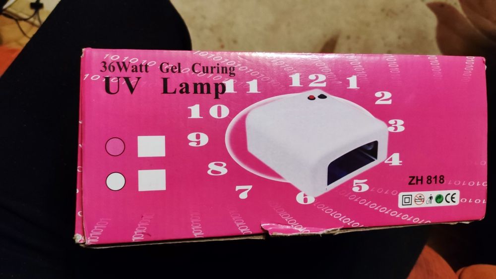 Лампа UV для ногтей