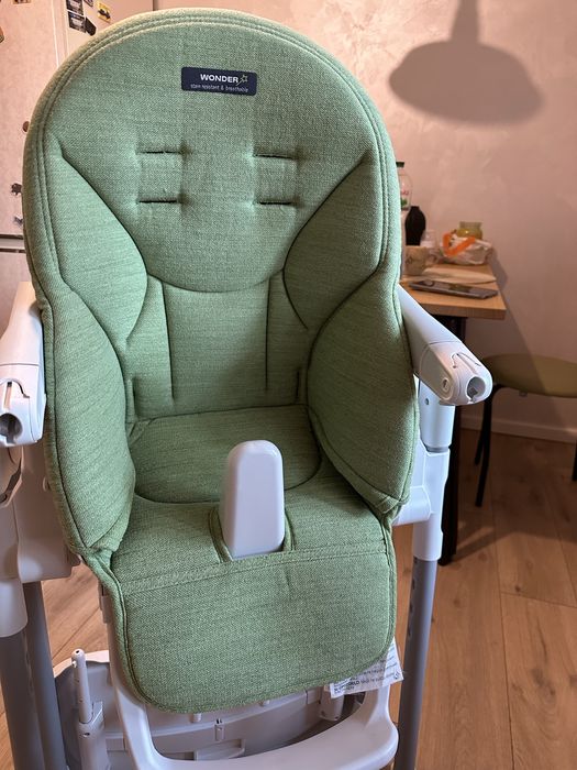 Стільчик для годування Peg Perego Prima Pappa Follow Me Wonder салатовий