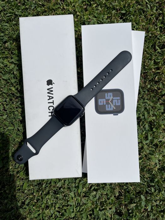Apple Watch SE2  (носились місяць, стан нових)