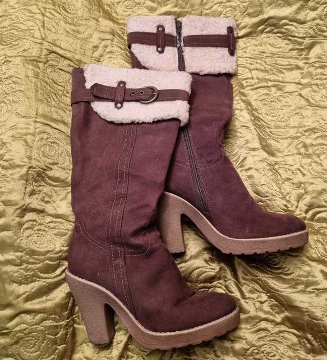 Buty zimowe r. 39 kozaki brązowe do kolan z kożuszkiem