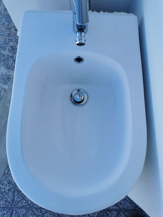 Bidé branco como novo