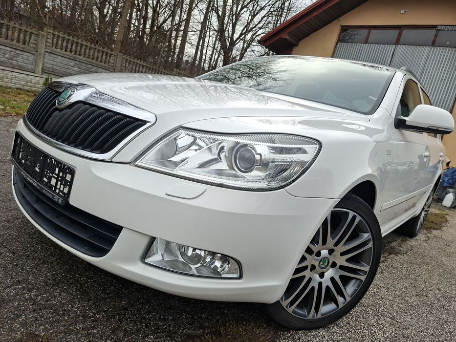 Skoda Octavia 2.0 TDI 4x4 DSG Sprowadzony z Niemiec USZKODZONY SILNIK