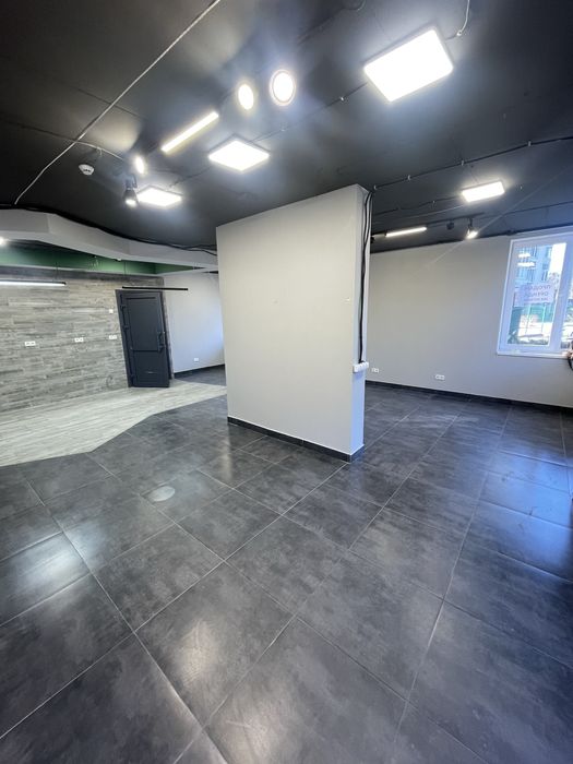 Продаж приміщення 61 кв м ЖК Теремки, вул. Заболотного, 15
