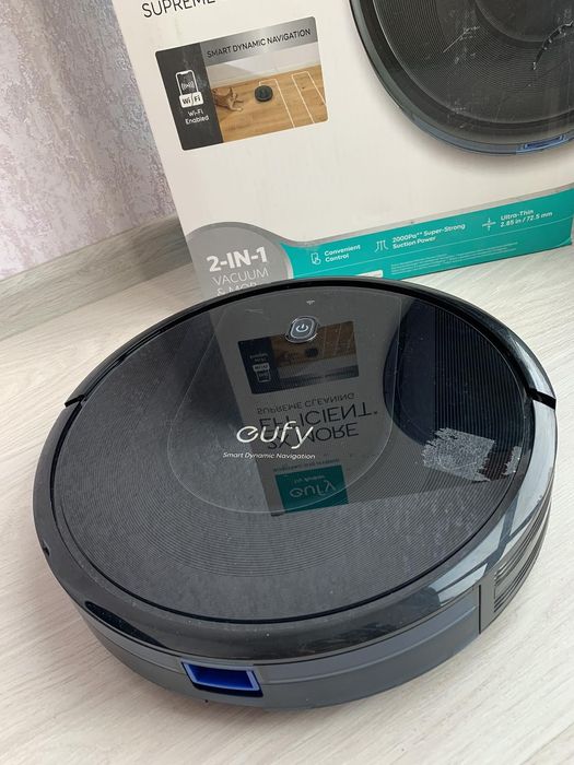 Новий робот пилосос сухого та вологого прибирання