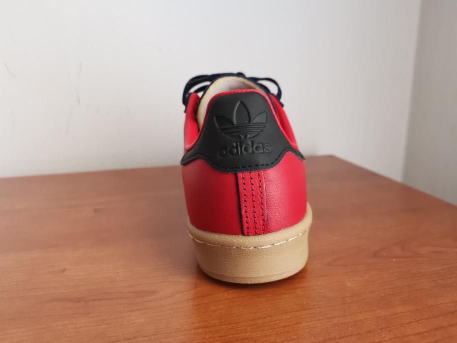 Adidas origina campus