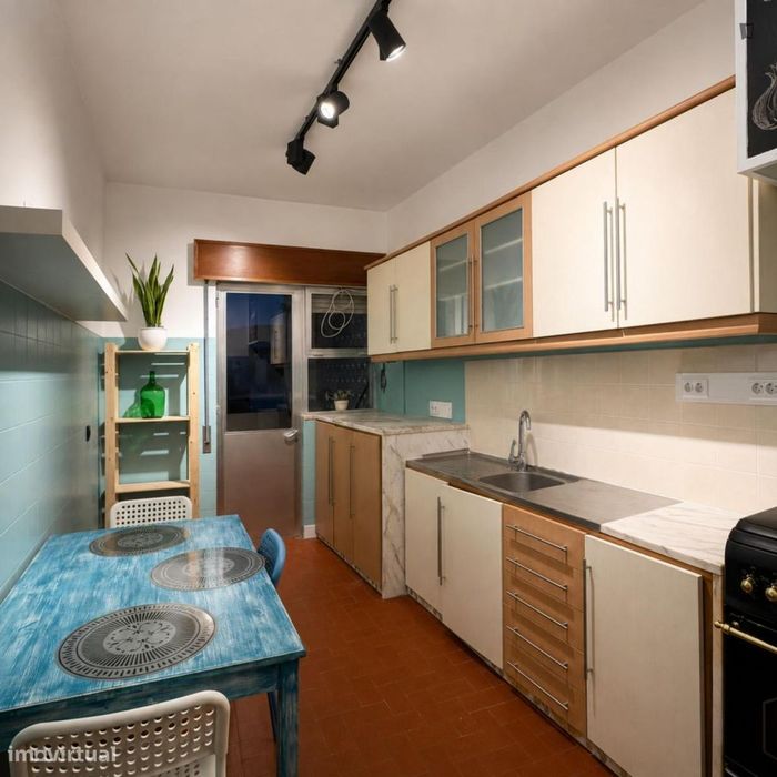 Quarto - localizado em Faro
