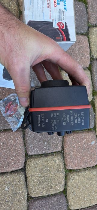 Siłownik zaworu mieszającego ESBE ARA 651 3 punktowy
