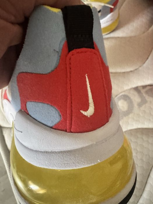 Vendo Nike React447379101063598083