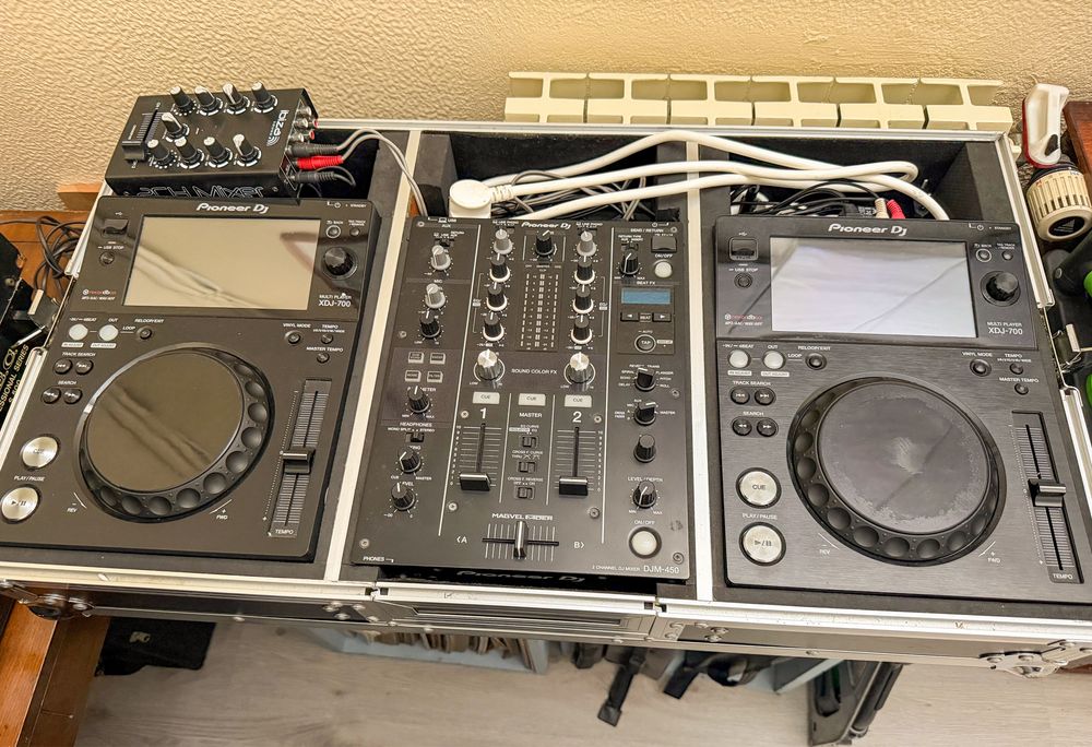 Xdj 700 Djm 450 mk2  e Case