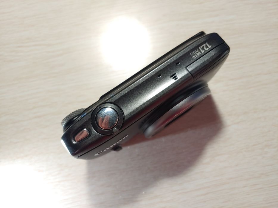 Canon SX240 HS 20x optical zoom