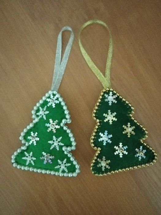 Новогодние игрушки из фетра