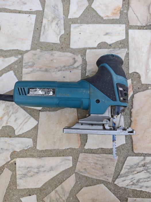 Serra Tico-Tico Profissional Makita 4351FCT (720W) + Mala Original