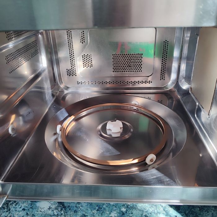 Микроволновая печь  LG. конвектор,гриль