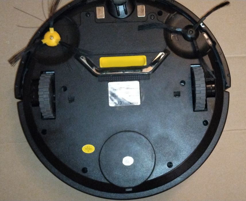 Робот пылесос Fmart