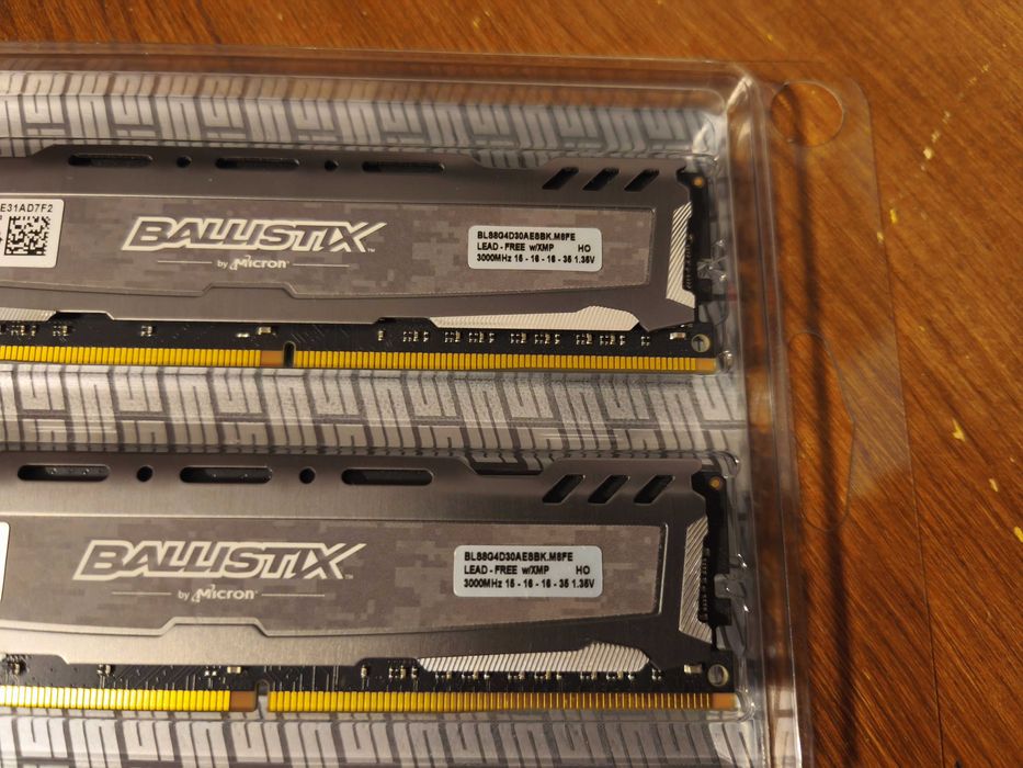 Crucial Ballistix Sport LT DDR4-3000 16 GB (2x8GB) BLS2K8G4D30AESBK
