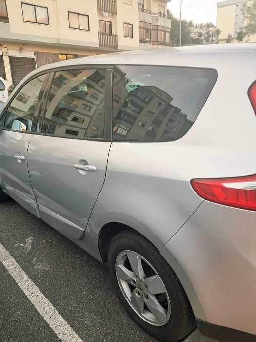 Renault grand scenic