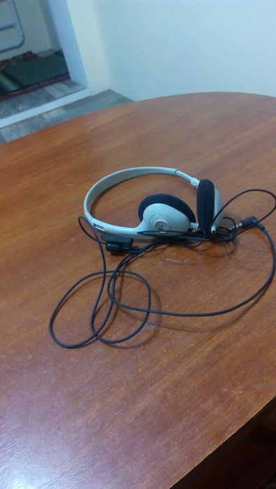 Продам наушники разные