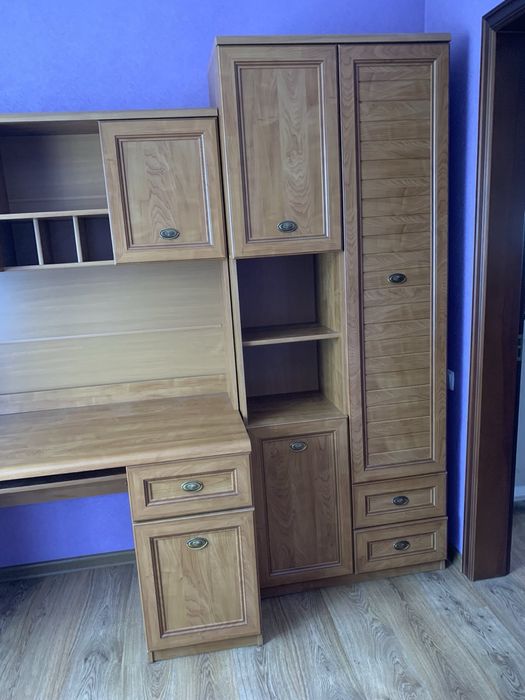 Продам комплект меблів