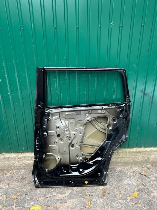 Дверь правая задняя Toyota Highlander 4 Тойота Хайлендер от2019-2023гг