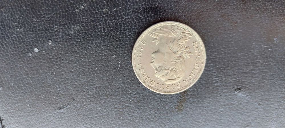 1 escudo 1931 e 50 centavos 1935