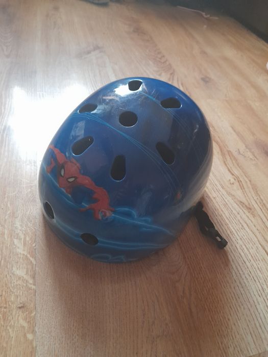 Kask dziecięcy L