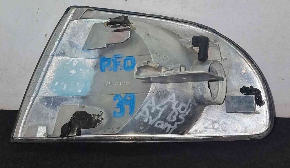 Pisca Frente Direito - AUDI A4 B5 Avant