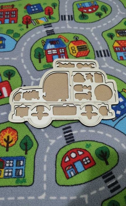 Drewniana Układanka Edukacyjna - Budowa Samochodu