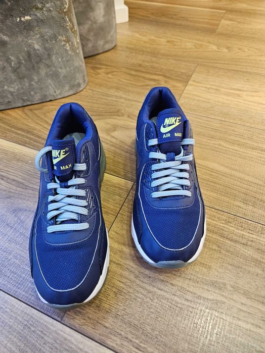 Nike Air Max 36 granat