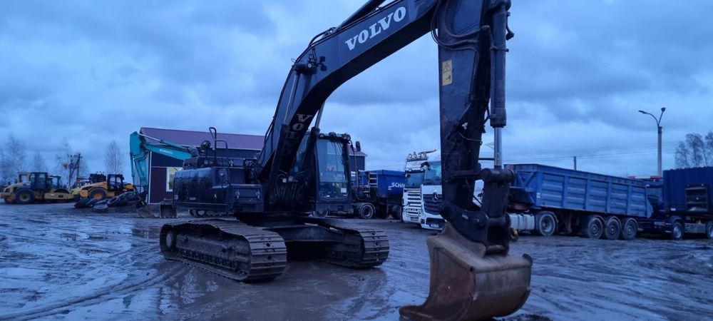 Продам экскаватор Volvo EC 300 DL