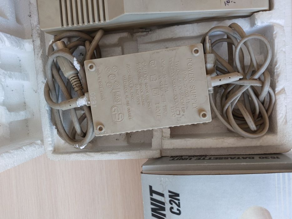 Zestaw Commodore 64 BOX, Night moves, C64