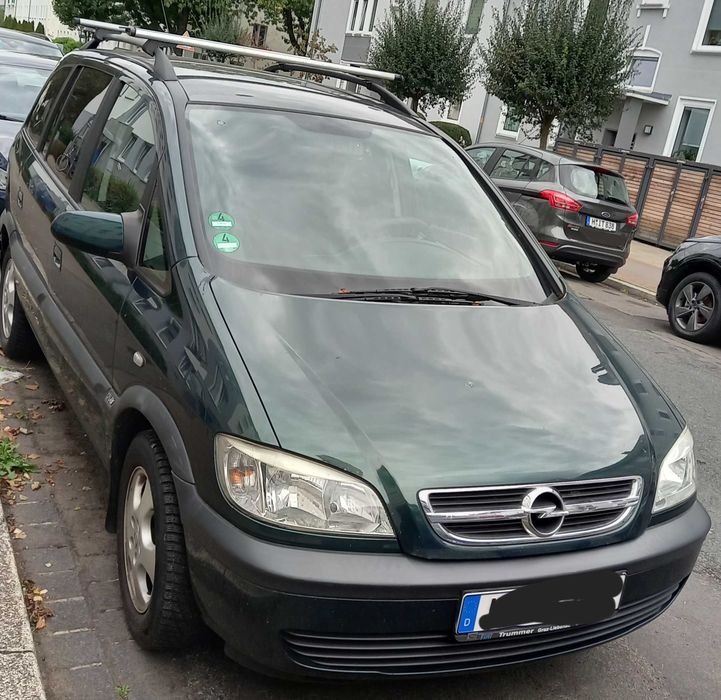 Opel Zafira A 1.6 бензин 2005 • МКПП • 297 тыс. км • Без ржавчины • Камера • Регистратор