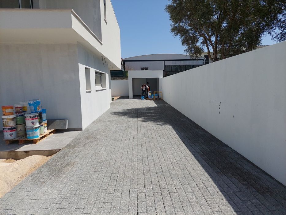 Calcada   pave    lancil