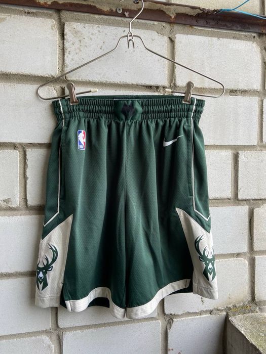 Баскетбольні шорти Nike NBA Milwaukee Bucks