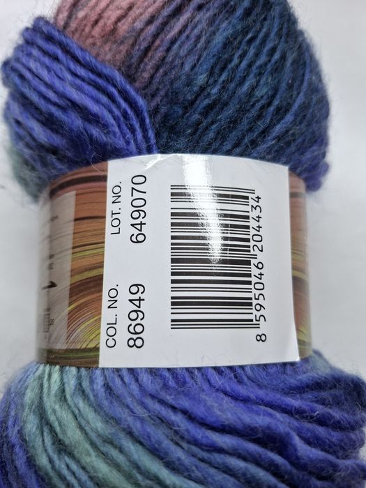 Multikolorowa włóczka mieszana/ 8 motków