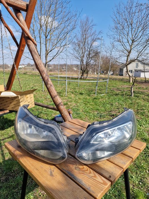 Передні фари для форд фокус 3