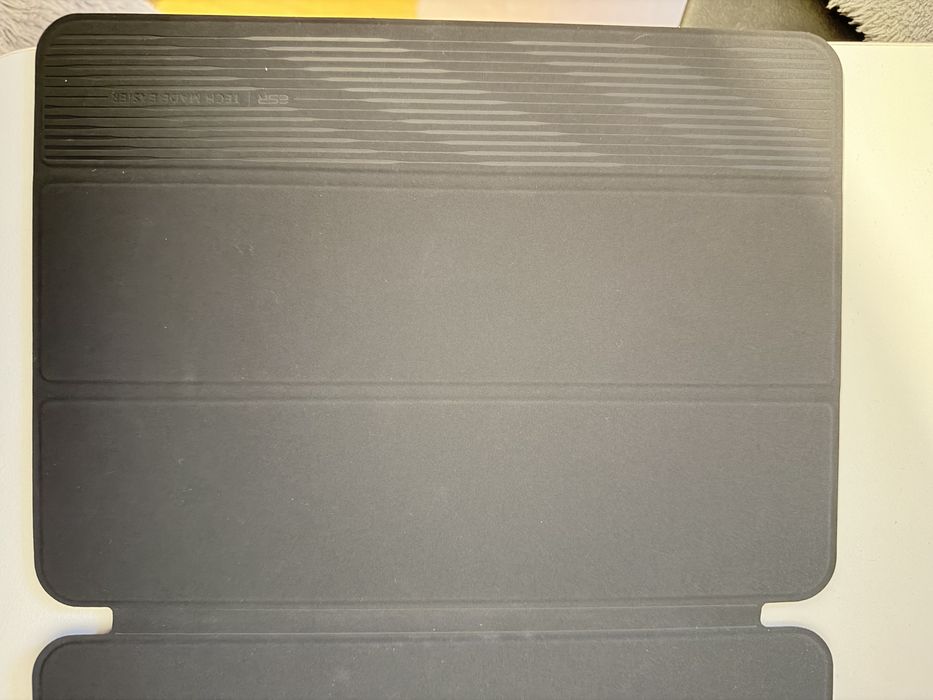 Capa para iPad air 11 com teclado / suporte | Preta