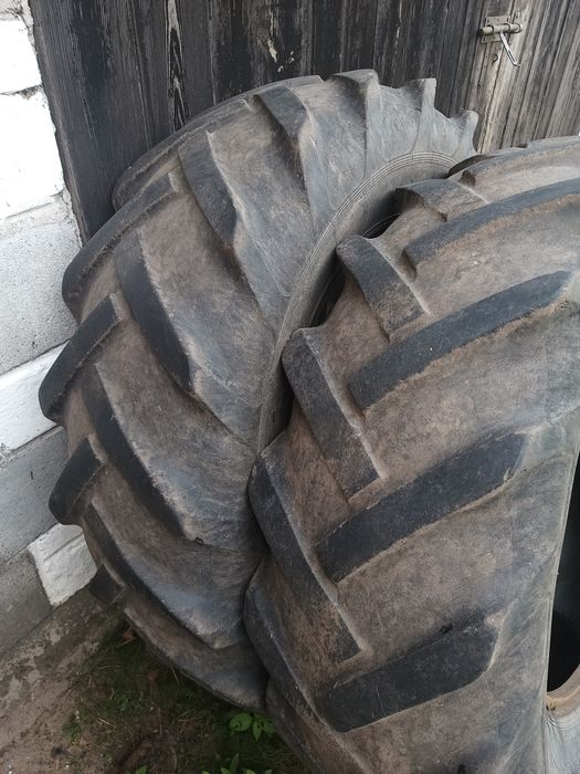 Opony 16.9-28 Zetor