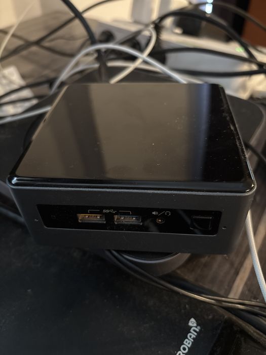 Komputer miniPC Box Intel Nuc 7PJHY2