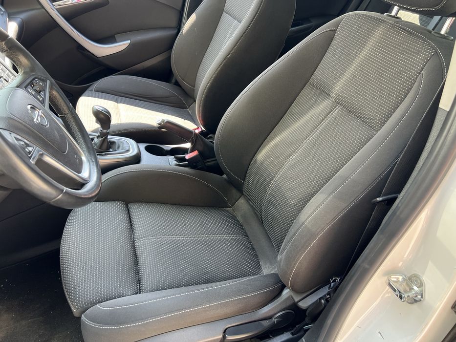 Peças Opel Astra Sports Tourer J 1.3 CDTI Ecotec