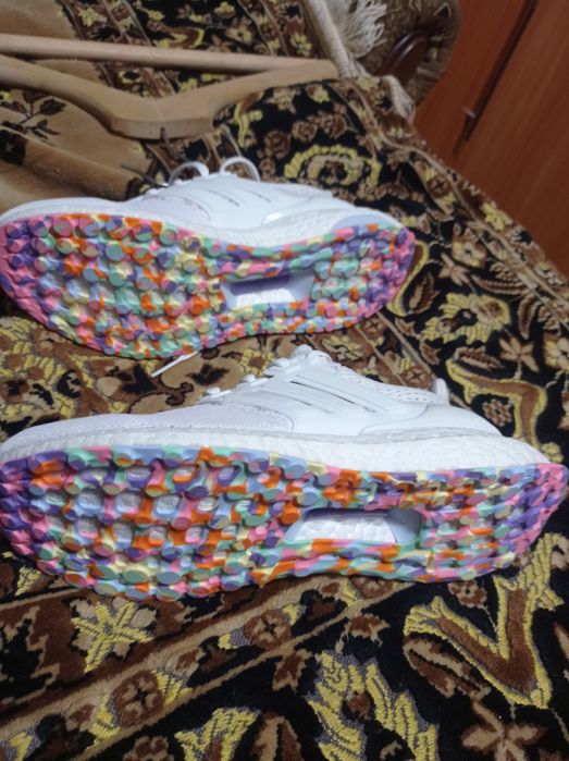 Кроссовки Адидас женские